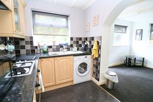 Photo 16- click for photo gallery